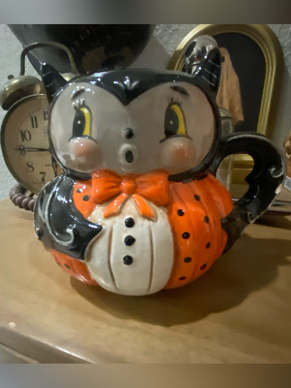 Johanna Parker Halloween Bat Pumpkin Ceramic Decorative mug - Black & Orange